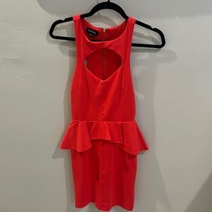 Bebe peplum dress red with back zipper and this dress is lined